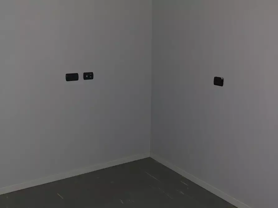 Immagine 16 di Locale commerciale in vendita  in via defendente 29 a Lodi