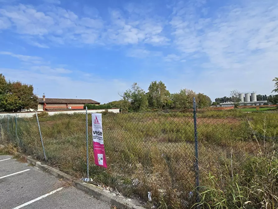 Immagine 10 di Terreno industriale in vendita  in via Toscana a Cornegliano Laudense