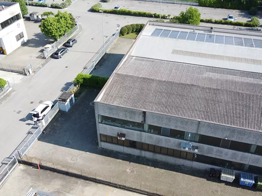 Immagine 6 di Capannone industriale in vendita  in Via dell'Industria 26 a Lodi