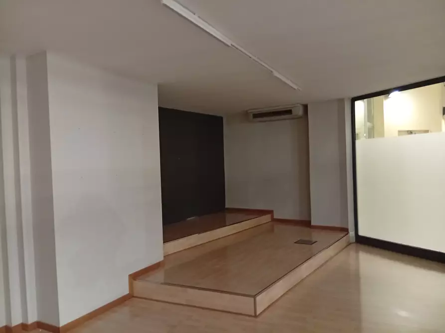 Immagine 6 di Ufficio in vendita  in VIA FAVAGROSSA 14 a Casalmaggiore