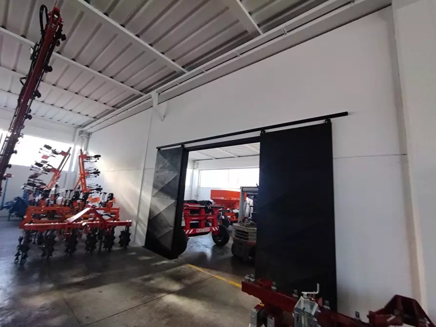 Immagine 19 di Attività artigianale in vendita  in Via Casellati 8 a San Giovanni In Croce