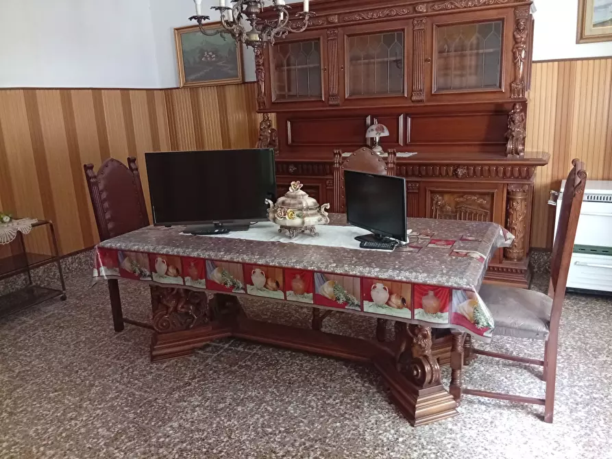 Immagine 1 di Casa indipendente in vendita  in Strada Provinciale 85 24 a Gussola