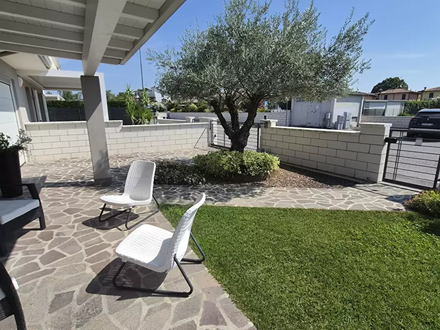 Immagine 11 di Casa bifamiliare in vendita  a San Giovanni In Croce