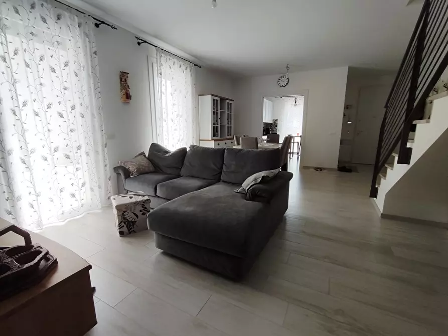 Immagine 6 di Casa bifamiliare in vendita  a Pontecchio Polesine