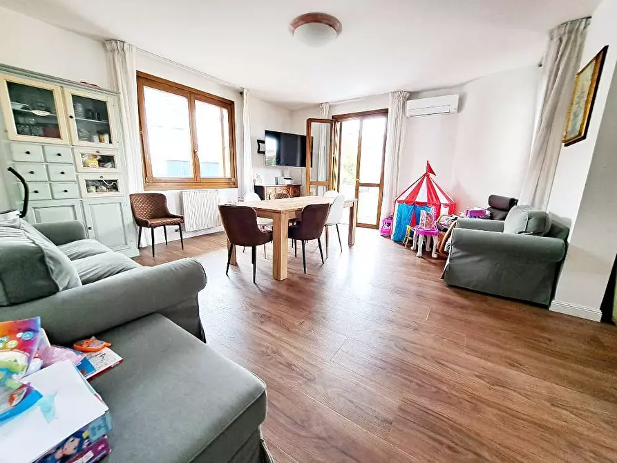 Immagine 18 di Casa indipendente in vendita  a Costa Di Rovigo