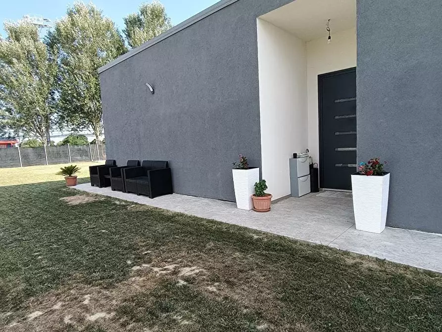 Immagine 21 di Casa indipendente in vendita  a Rovigo