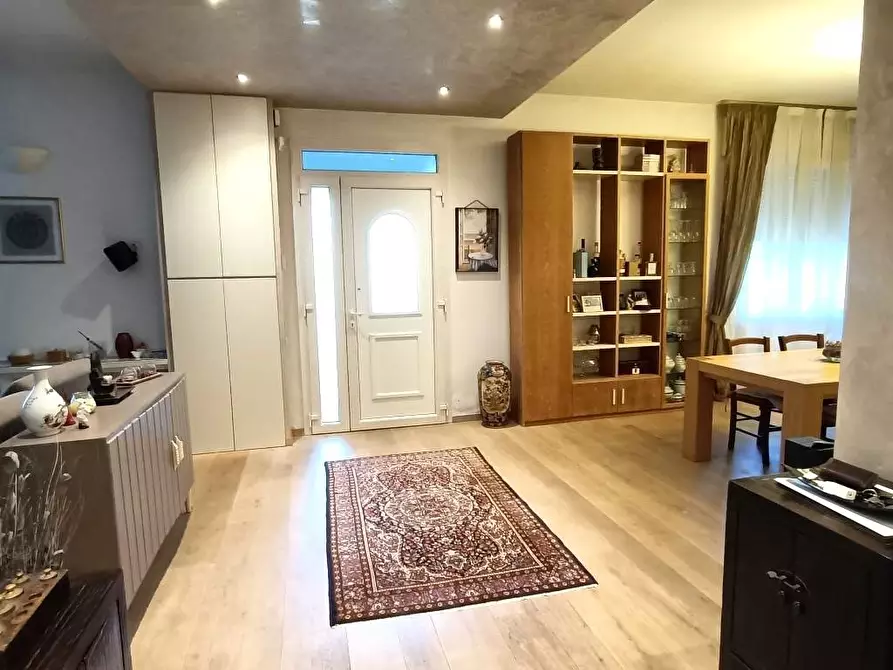 Immagine 9 di Porzione di casa in vendita  a San Martino Di Venezze