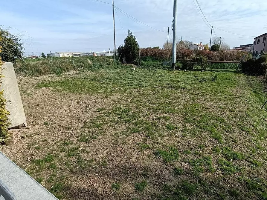 Immagine 10 di Casa indipendente in vendita  a Rovigo