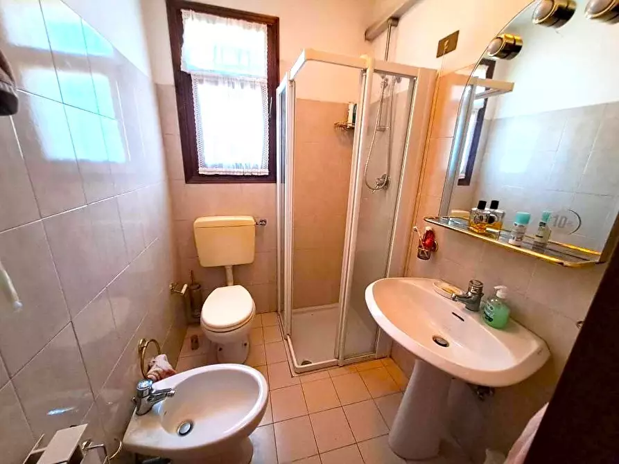 Immagine 7 di Porzione di casa in vendita  a Rovigo