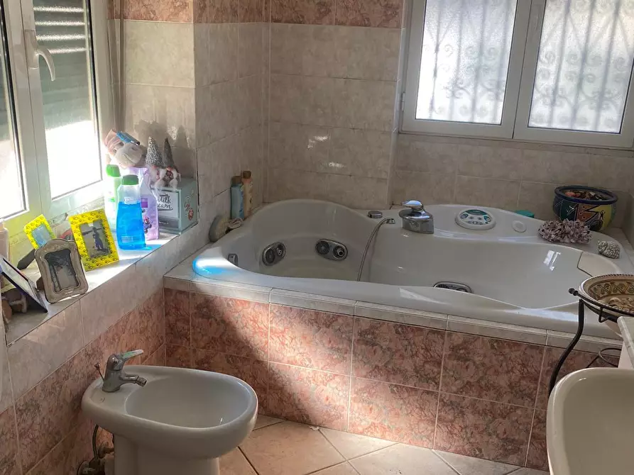 Immagine 18 di Porzione di casa in vendita  a San Remo