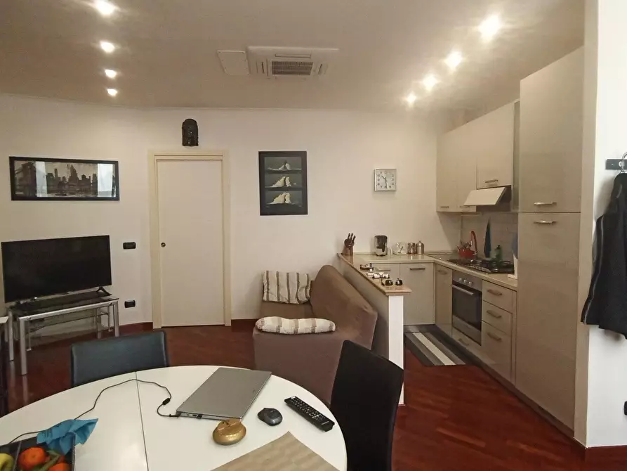 Immagine 5 di Trilocale in vendita  a San Remo