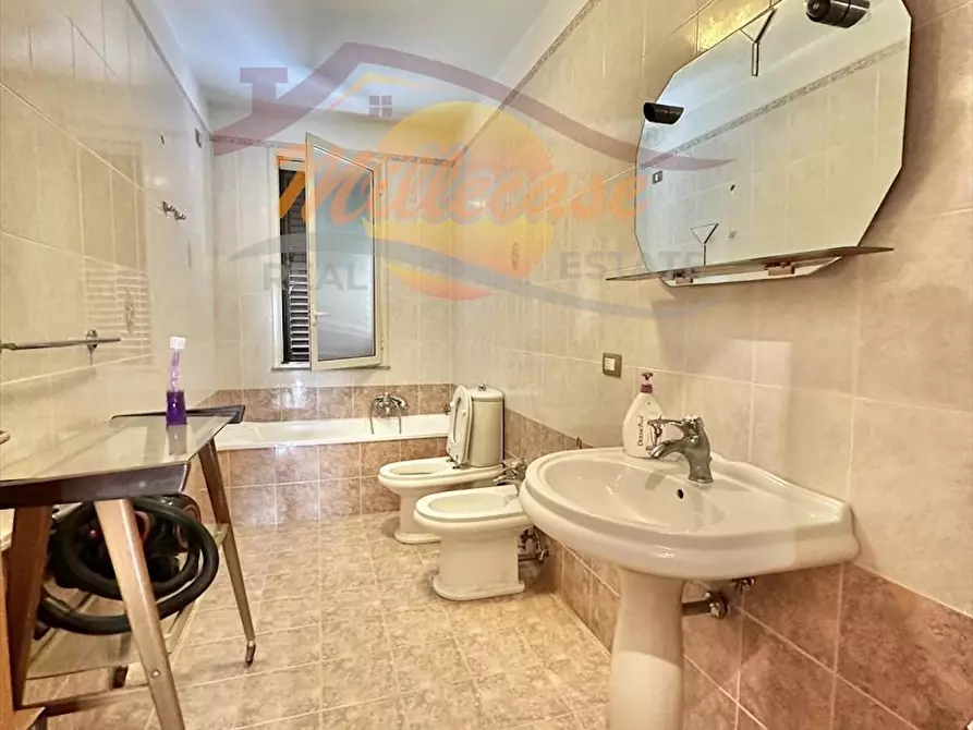 Immagine 12 di Pentalocale in vendita  in Viale Pietro Nenni a Siracusa