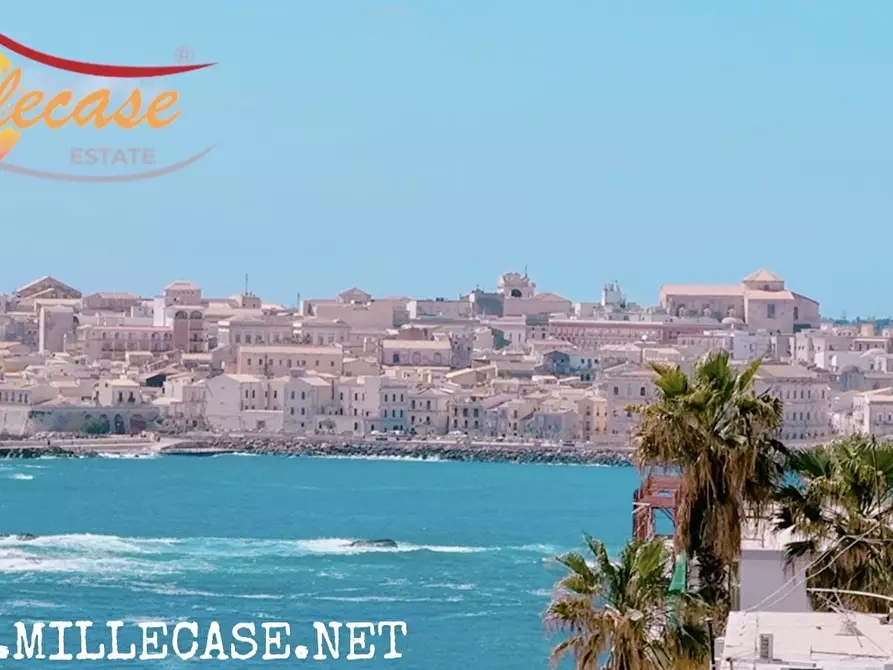 Immagine 4 di Pentalocale in vendita  in Via Sardegna 43 a Siracusa