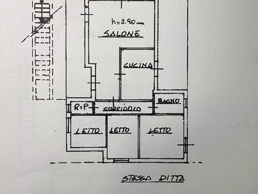 Immagine 31 di Villa in vendita  in VIA MAR DI BERING a Siracusa