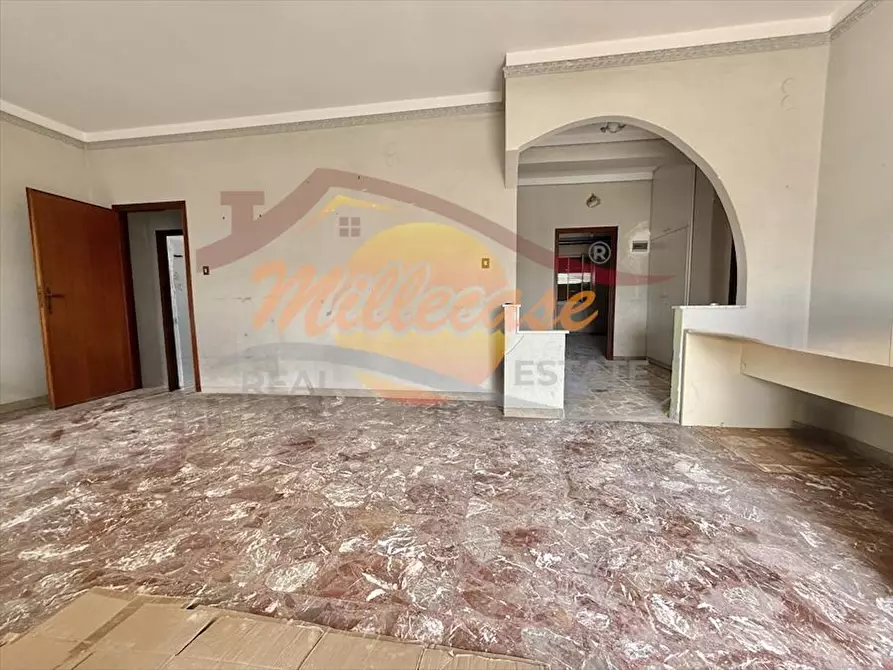 Immagine 7 di Pentalocale in vendita  in VIA MASCALUCIA a Siracusa