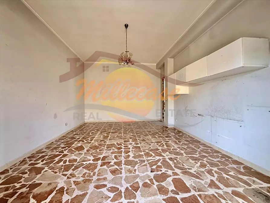 Immagine 16 di Pentalocale in vendita  in Via Monte Bianco a Siracusa
