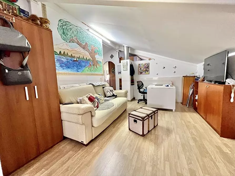 Immagine 9 di Villa in vendita  in Via Brancati 30 a Siracusa