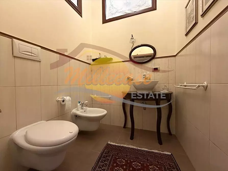 Immagine 15 di Pentalocale in vendita  in VIALE TUNISI a Siracusa