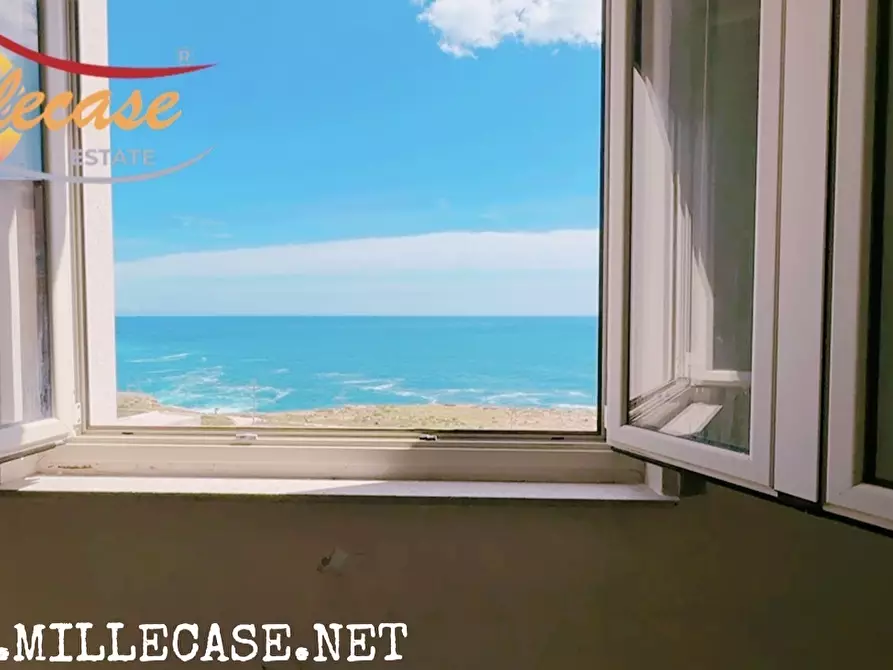 Immagine 17 di Pentalocale in vendita  in Via Sardegna 43 a Siracusa