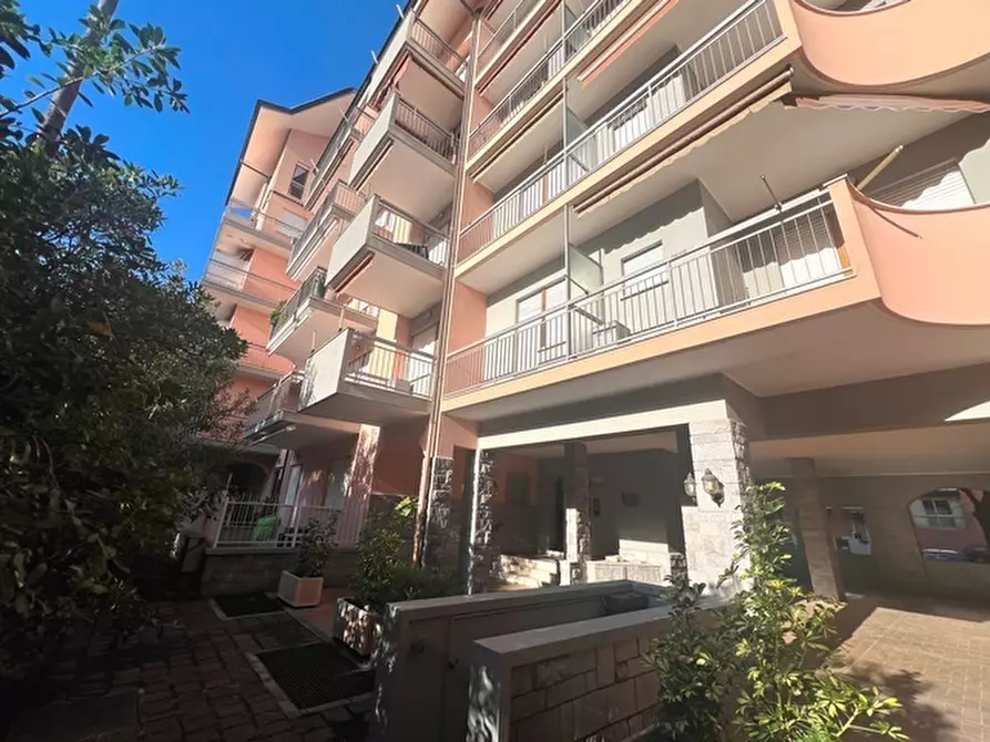 Immagine 54 di Bilocale in affitto  in Via Ischia 5 a San Bartolomeo Al Mare