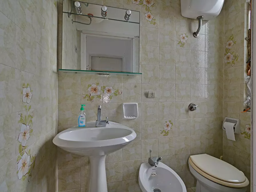 Immagine 5 di Monolocale in vendita  in Via Aurelia 205 a San Bartolomeo Al Mare