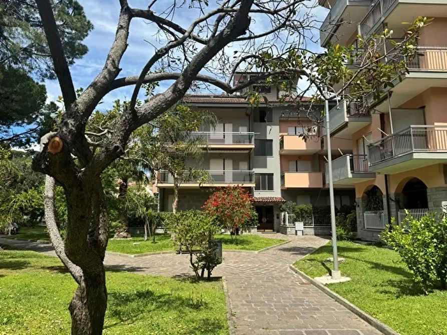 Immagine 43 di Trilocale in affitto  a San Bartolomeo Al Mare