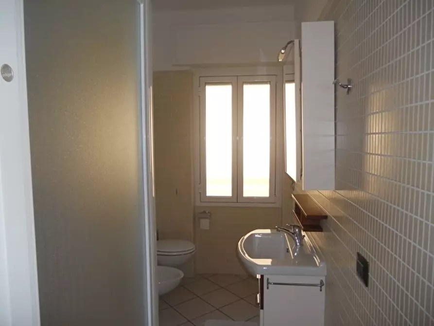 Immagine 27 di Trilocale in affitto  in Via della Torre 9 a San Bartolomeo Al Mare