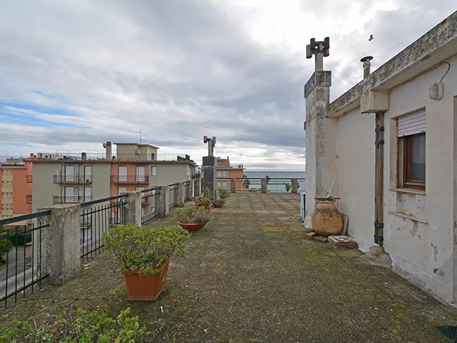 Immagine 18 di Monolocale in vendita  in Via Aurelia 205 a San Bartolomeo Al Mare