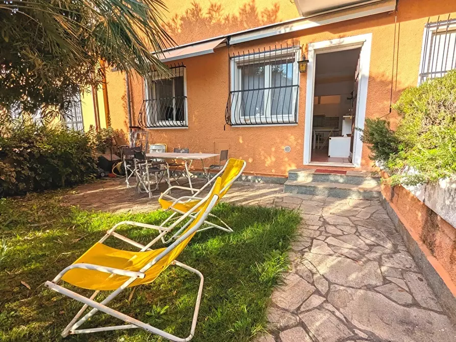 Immagine 49 di Bilocale in vendita  in Piazza Sant'Anna 1 a San Bartolomeo Al Mare