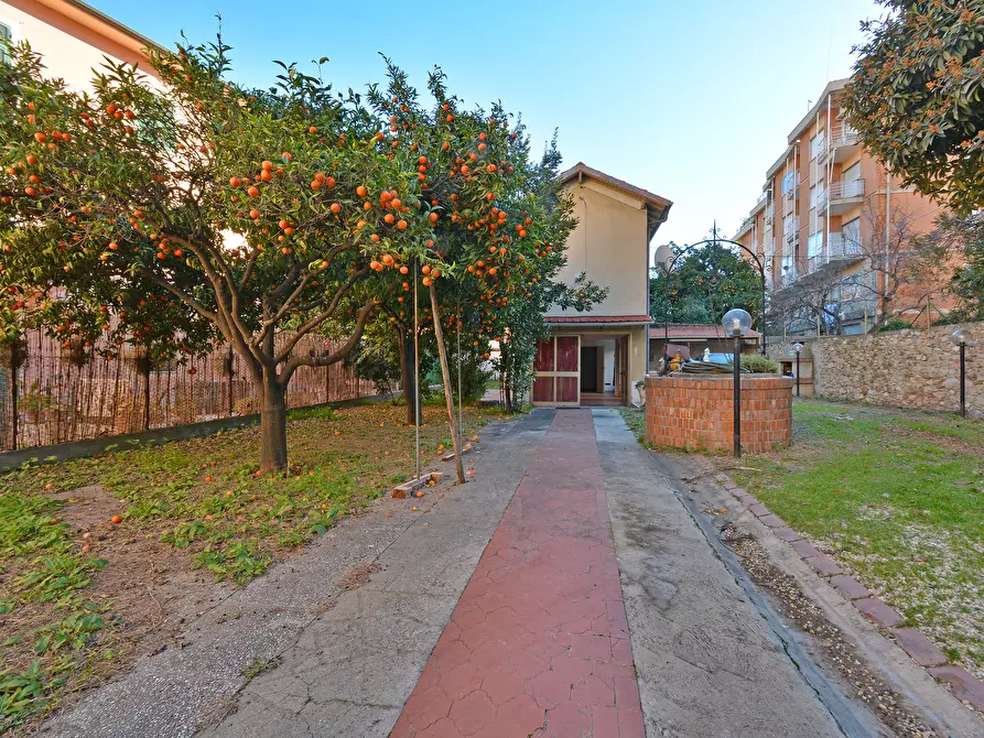 Immagine 7 di Casa indipendente in vendita  in Via Indiani 19 a Diano Marina