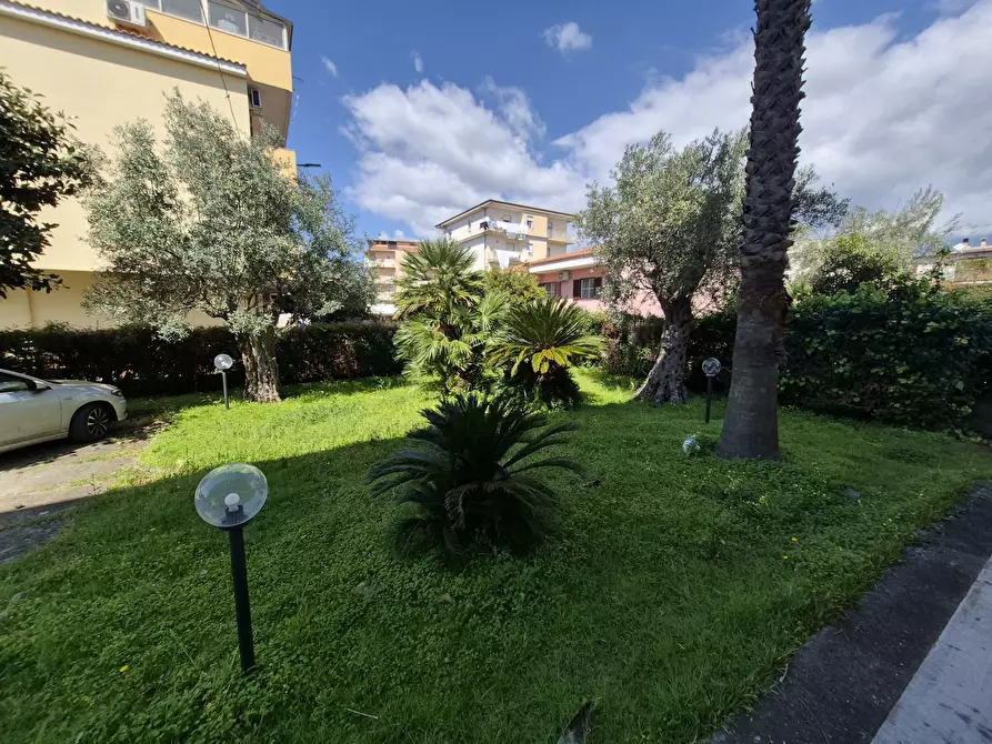 Immagine 12 di Pentalocale in vendita  in Via degli Irpini 1 a Lamezia Terme