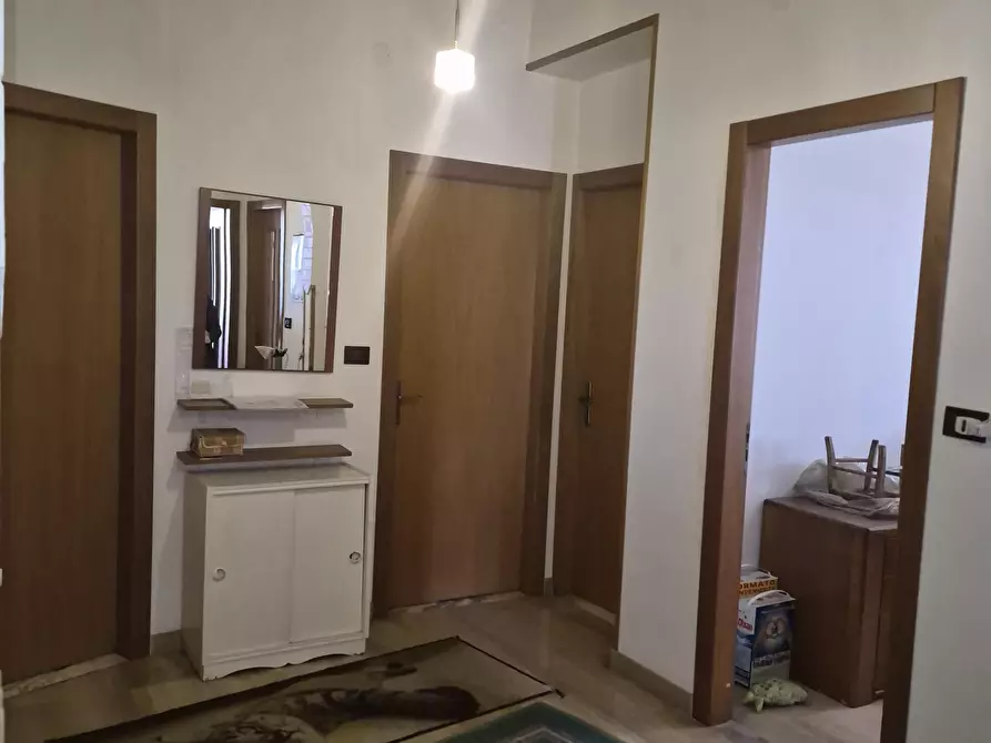 Immagine 13 di Pentalocale in vendita  in Via Guglielmo Marconi 168 a Lamezia Terme