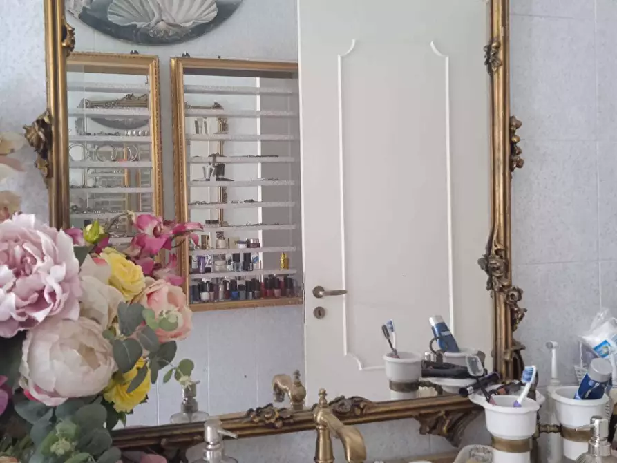 Immagine 40 di Quadrilocale in vendita  in via antonio d'ippolito a Lamezia Terme