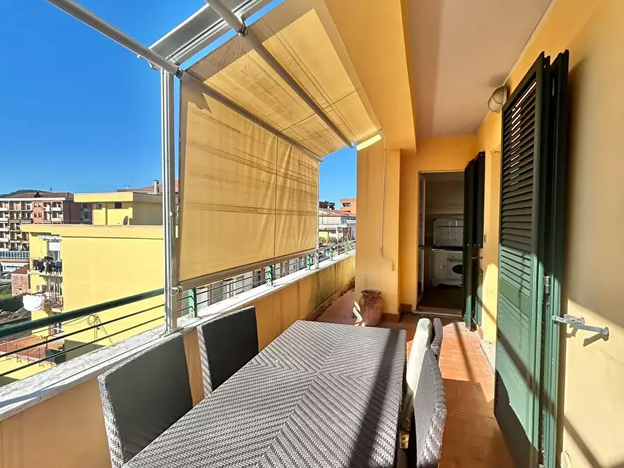 Immagine 15 di Attico in vendita  a Sarzana