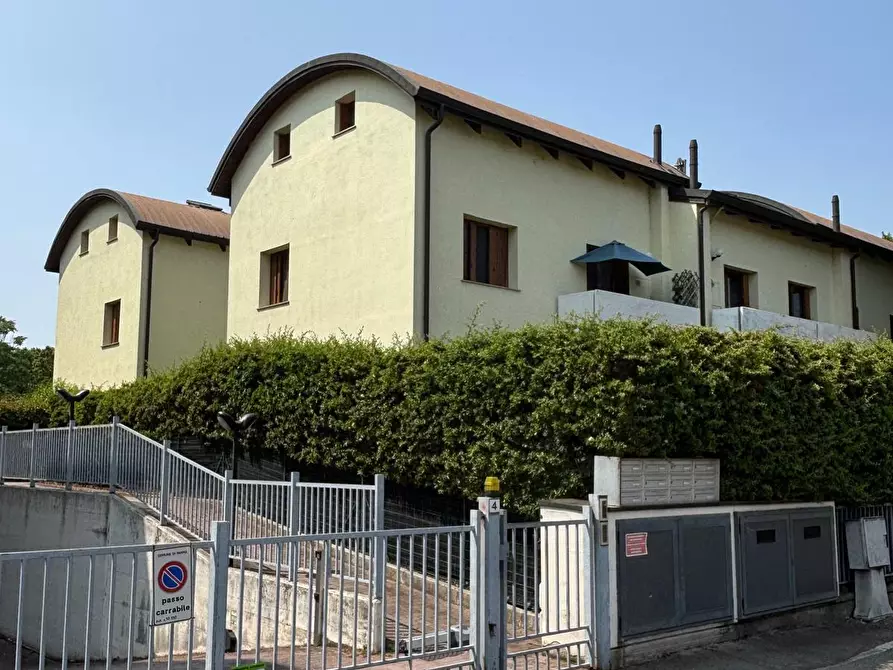 Immagine 30 di Bilocale in vendita  a Parma