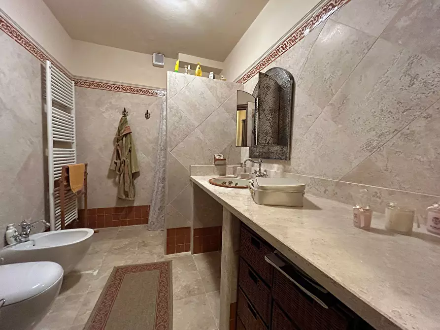 Immagine 49 di Casa bifamiliare in vendita  a Sarzana