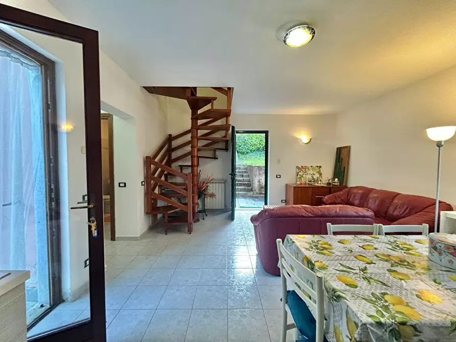 Immagine 10 di Villetta a schiera in vendita  a Ameglia