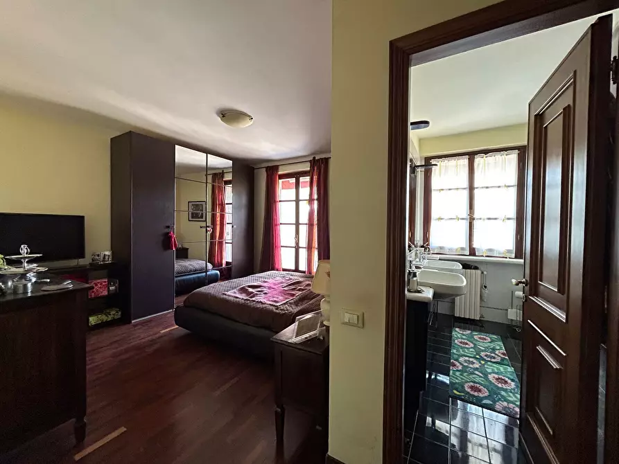 Immagine 27 di Casa bifamiliare in vendita  a Sarzana