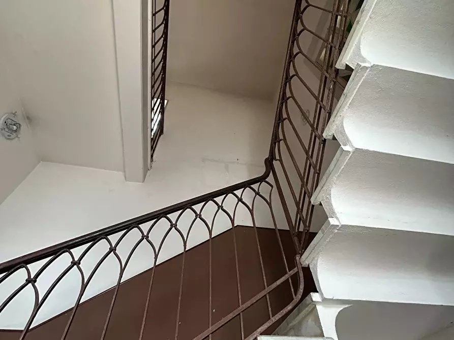 Immagine 29 di Porzione di casa in vendita  a Sarzana