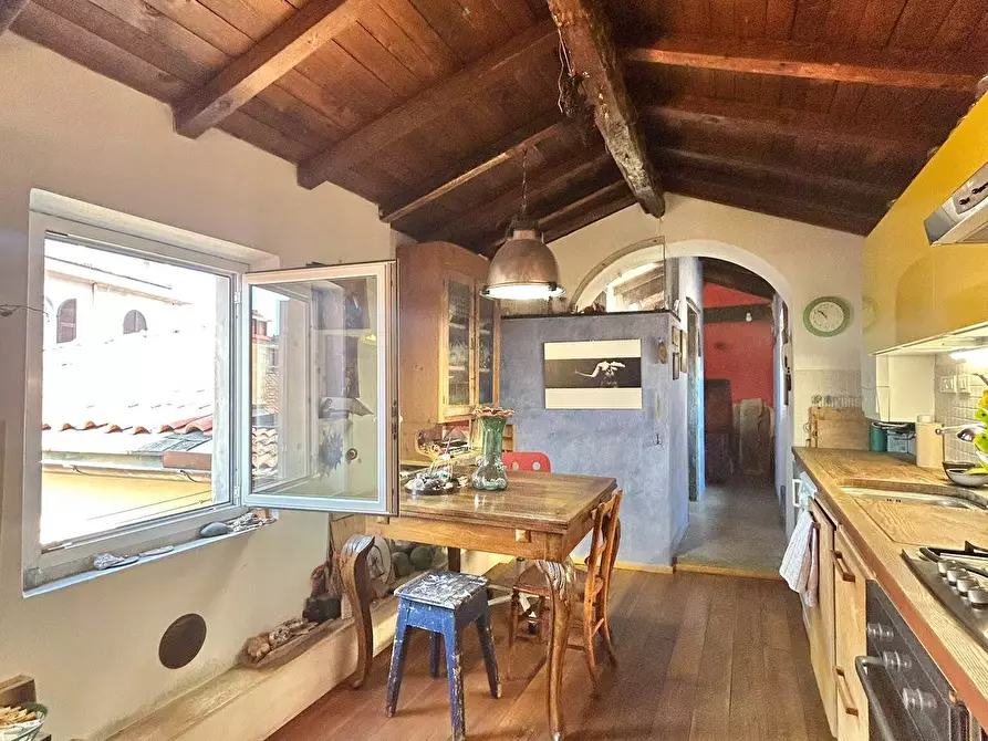 Immagine 12 di Quadrilocale in vendita  a Sarzana