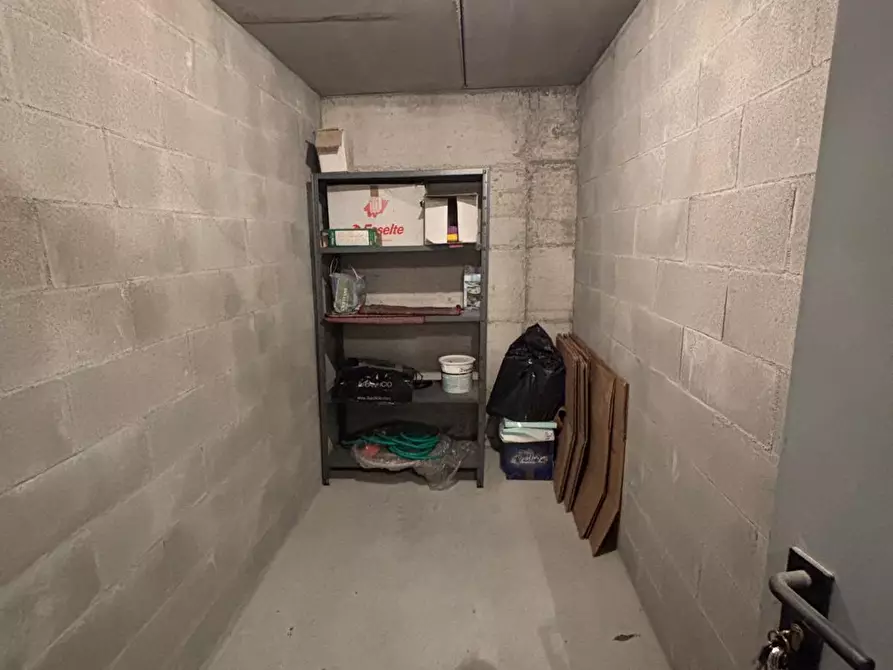 Immagine 26 di Bilocale in vendita  a Parma