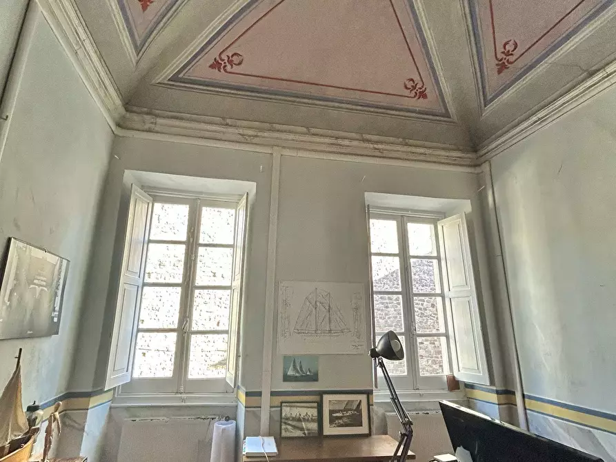 Immagine 7 di Quadrilocale in vendita  a Sarzana