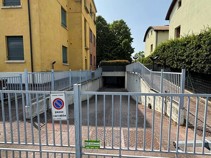 Immagine 37 di Bilocale in vendita  a Parma