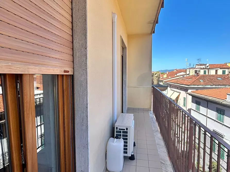 Immagine 5 di Quadrilocale in vendita  a Sarzana