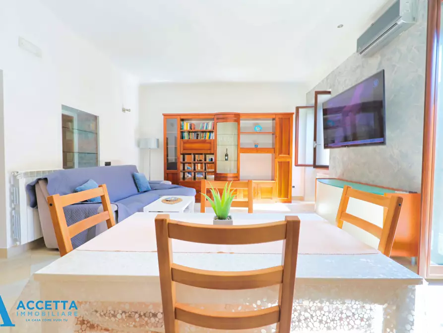 Immagine 2 di Trilocale in vendita  in Via Diego Peluso 38 a Taranto