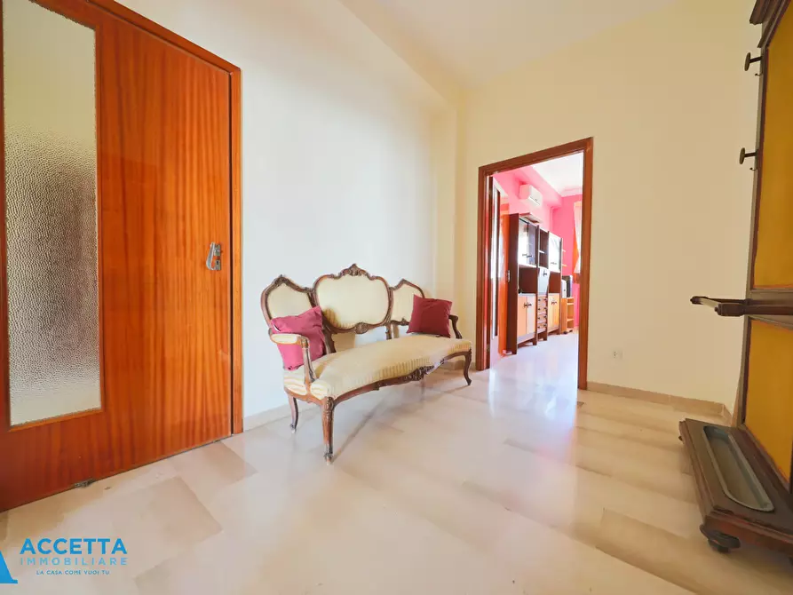 Immagine 21 di Trilocale in vendita  in Via Ugo De Carolis 10 a Taranto