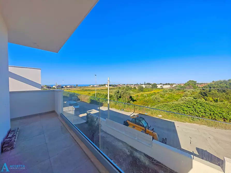 Immagine 14 di Villa in vendita  in Via Azalee a Taranto