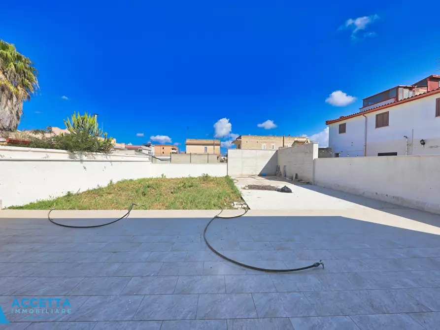 Immagine 26 di Villa in vendita  in Via Lorenzo il Magnifico a Taranto