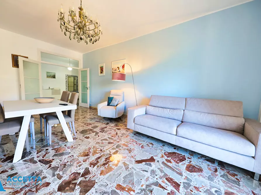 Immagine 23 di Trilocale in vendita  in Via Istria 30 a Taranto