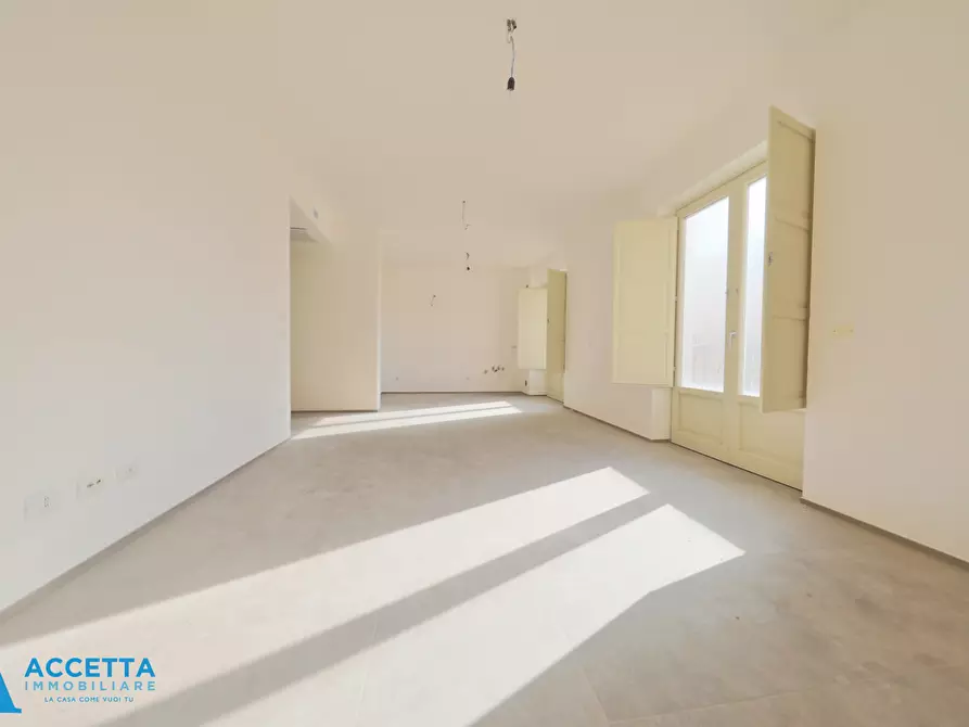 Immagine 7 di Quadrilocale in vendita  in Via Criscuolo 1 a Taranto
